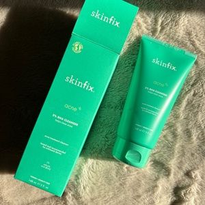 acne+ 2% BHA Cleanser